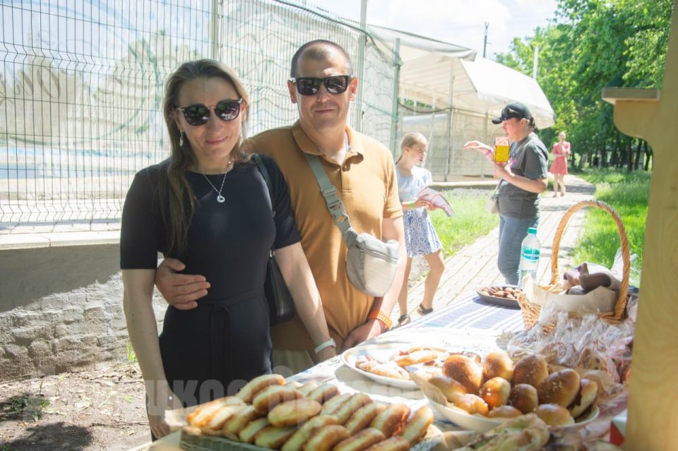 Сделано в Республике: дегустация крафтового хлеба, сухариков и печенья от семейной пекарни “Донбатоново” Сделано в Республике: дегустация крафтового хлеба, сухариков и печенья от семейной пекарни “Донбатоново”