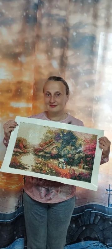Блеск творчества как спасение для тех, кто помогает другим Блеск творчества как спасение для тех, кто помогает другим