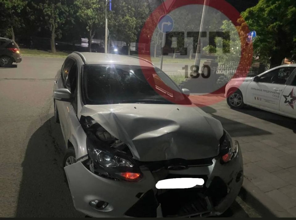 ДТП произошло на проспекте Строителей в Мариуполе ДТП произошло на проспекте Строителей в Мариуполе