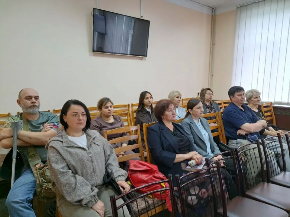 В Шахтерске для представителей ТОС провели обучающий семинар В Шахтерске для представителей ТОС провели обучающий семинар
