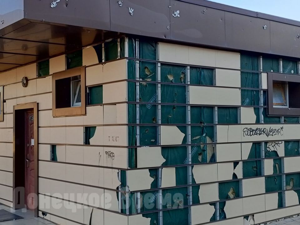 Параллельно с заменой коммуникаций: новые жилмассивы предлагают строить в Петровском районе Донецка Параллельно с заменой коммуникаций: новые жилмассивы предлагают строить в Петровском районе Донецка
