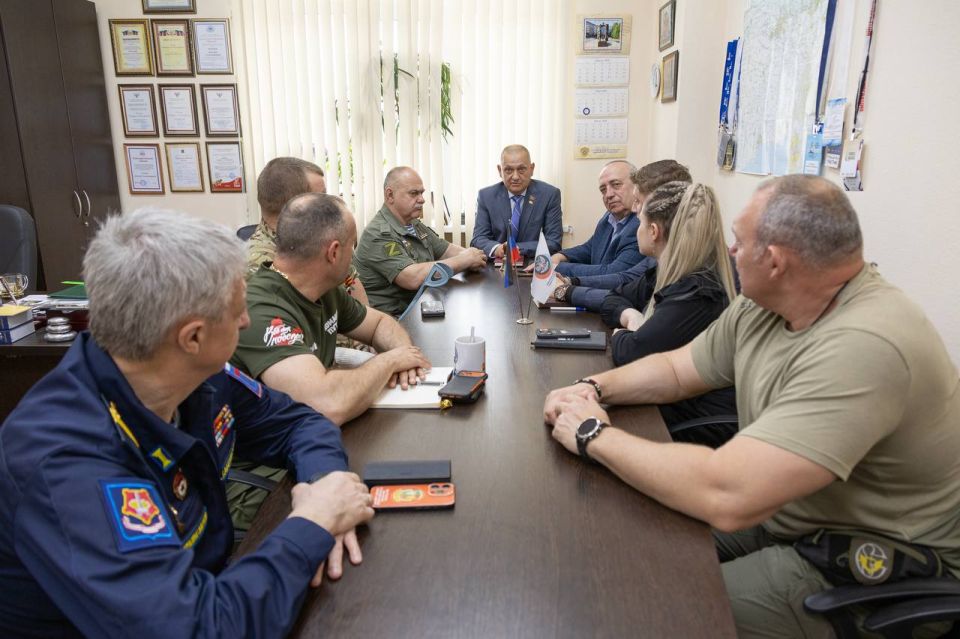 Поддержка после фронта. Приняли участие в расширенном заседании Комитета Народного Совета по поддержке участников СВО, посвященном вопросам социальной адаптации военнослужащих, возвращающихся к мирной жизни Поддержка после фронта. Приняли участие в расширенном заседании Комитета Народного Совета по поддержке участников СВО, посвященном вопросам социальной адаптации военнослужащих, возвращающихся к мирной жизни