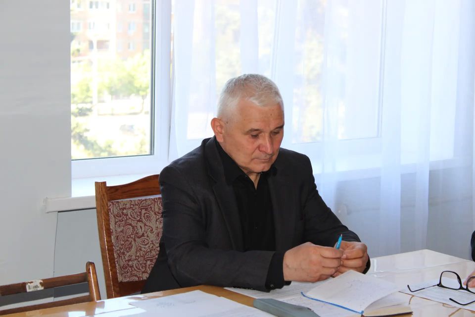 Заместитель главы администрации городского округа Горловка Карен Григорян провел прием граждан Заместитель главы администрации городского округа Горловка Карен Григорян провел прием граждан