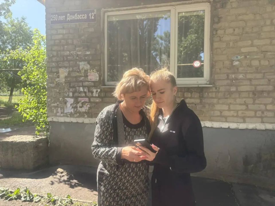 Снежнянцы продолжают участвовать в предварительном голосовании Снежнянцы продолжают участвовать в предварительном голосовании