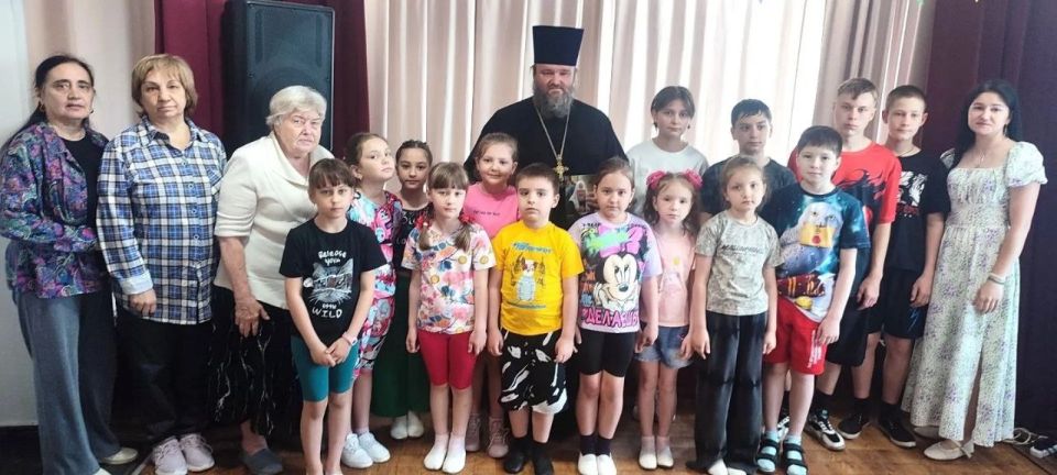 В учреждениях культуры Снежного прошел цикл тематических мероприятий В учреждениях культуры Снежного прошел цикл тематических мероприятий