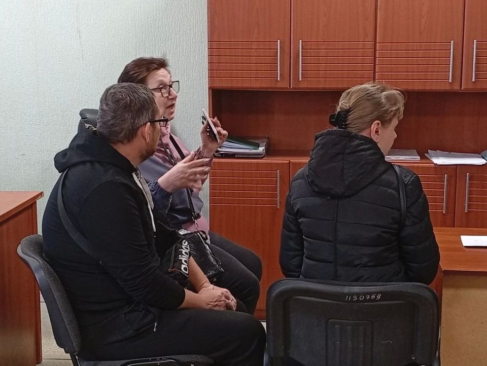 В ходе очередного личного приема в администрации округа ответил на вопросы людей, касавшиеся самых житейских, а потому важных тем В ходе очередного личного приема в администрации округа ответил на вопросы людей, касавшиеся самых житейских, а потому важных тем