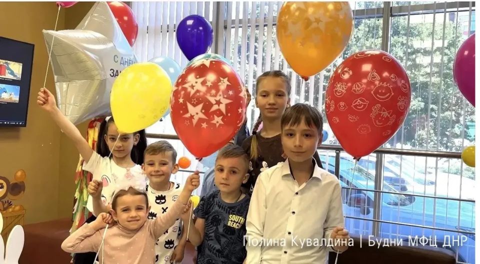 Для меня, как руководителя, очень важно, чтобы центры «Мои документы» оставались не только местом получения всех необходимых услуг, но и пространством, где семьи чувствуют внимание, заботу и поддержку Для меня, как руководителя, очень важно, чтобы центры «Мои документы» оставались не только местом получения всех необходимых услуг, но и пространством, где семьи чувствуют внимание, заботу и поддержку
