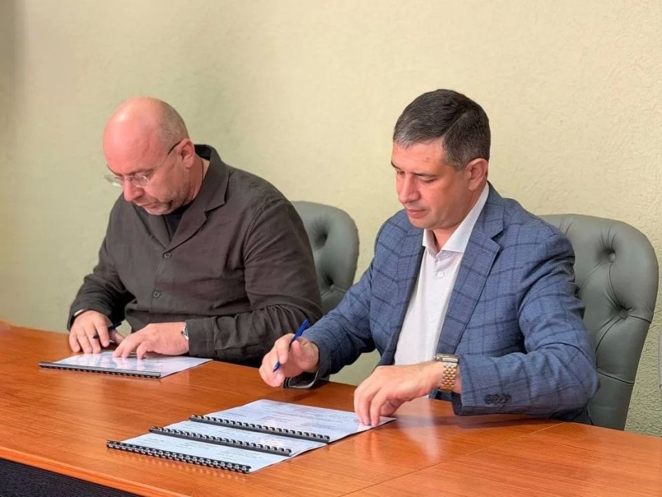 Александр Бондаренко: В ДНР реализуем федеральный проект «Дорожный класс» Александр Бондаренко: В ДНР реализуем федеральный проект «Дорожный класс»