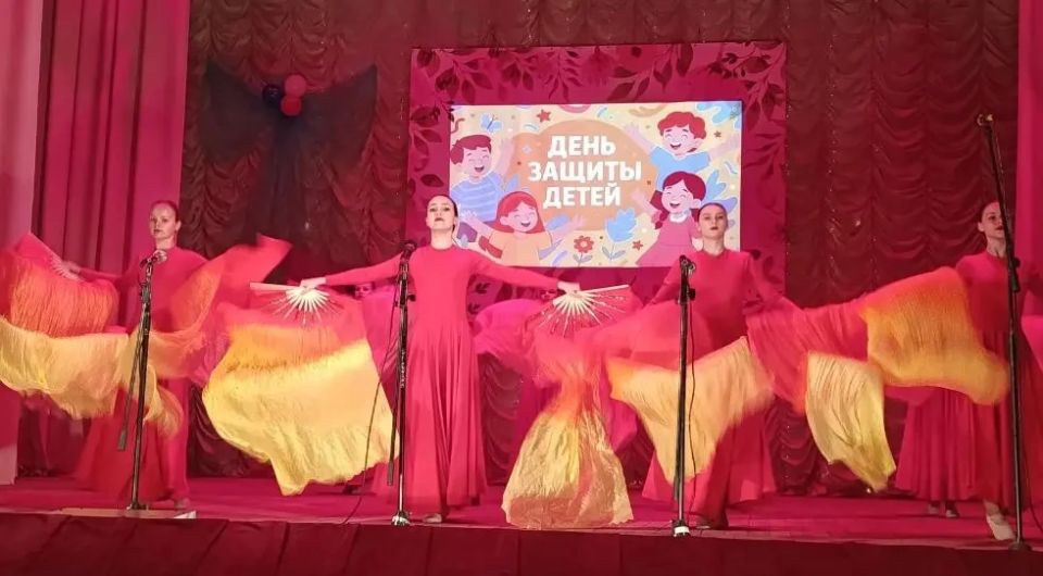 Наталья Бегуненко: Во Дворце культуры им. Г.И. Петровского состоялся праздничный концерт, приуроченный ко Дню защиты детей Наталья Бегуненко: Во Дворце культуры им. Г.И. Петровского состоялся праздничный концерт, приуроченный ко Дню защиты детей