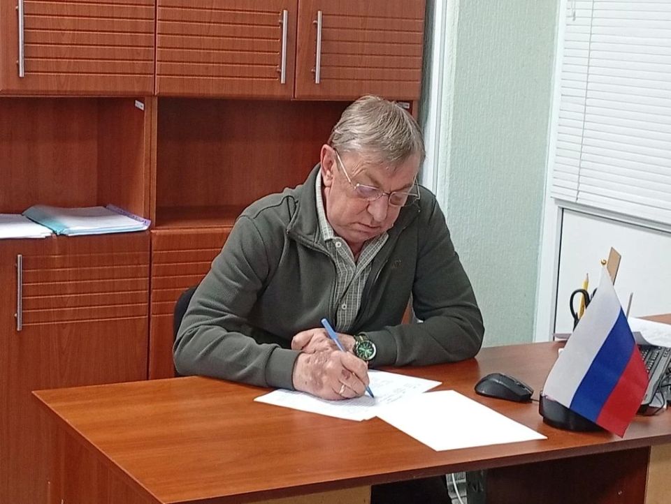 В ходе очередного личного приема в администрации округа ответил на вопросы людей, касавшиеся самых житейских, а потому важных тем В ходе очередного личного приема в администрации округа ответил на вопросы людей, касавшиеся самых житейских, а потому важных тем