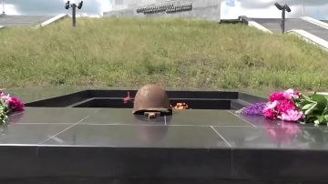 Глава ДНР Денис Пушилин посетил мемориал «Саур-Могила»