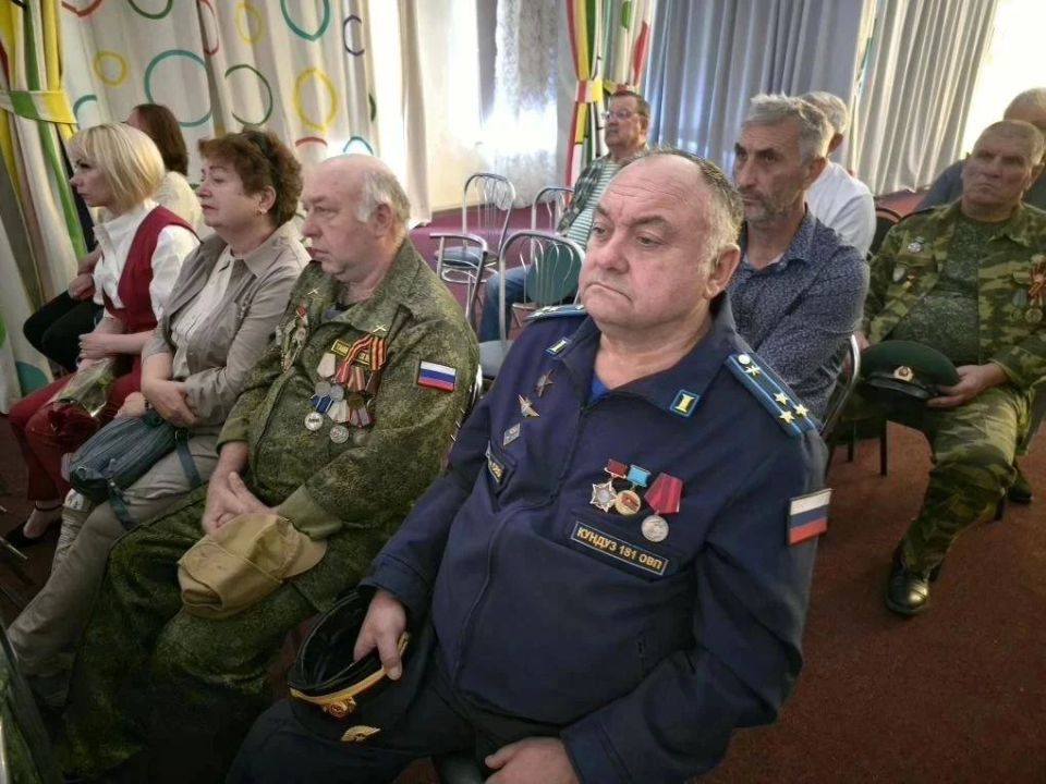 Ветераны Афганистана из Шахтерского округа побывали на концерте Владимира Мазура