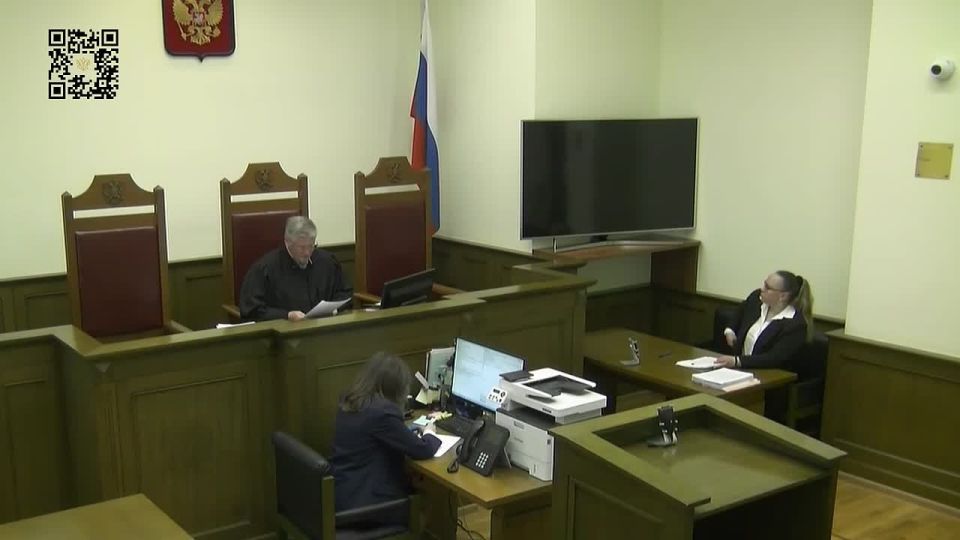 ВС России рассмотрел жалобу судьи, которая грубо нарушила требования закона и права участников процесса