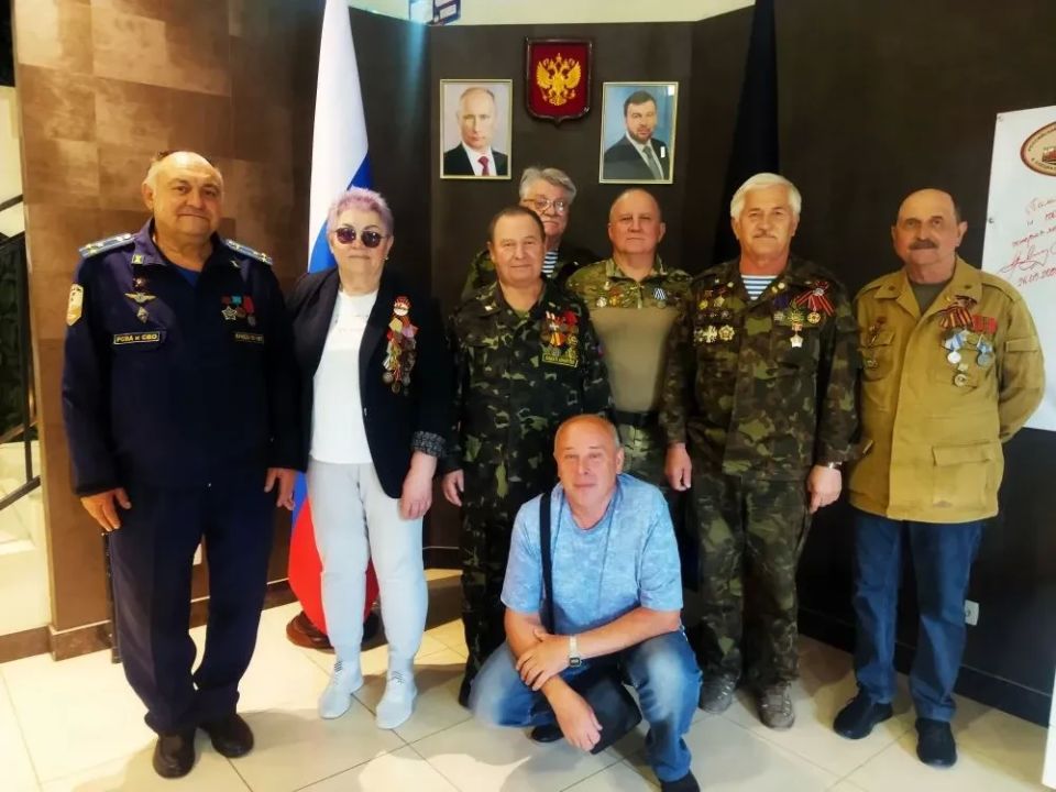 Делегация из Шахтерского округа побывала на открытии офиса РСВА и СВО в Донецке