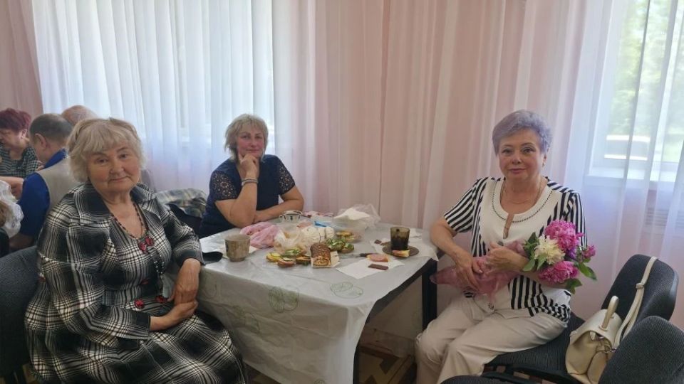 Выпускной в Университете третьего возраста: праздник молодости и вдохновения Выпускной в Университете третьего возраста: праздник молодости и вдохновения
