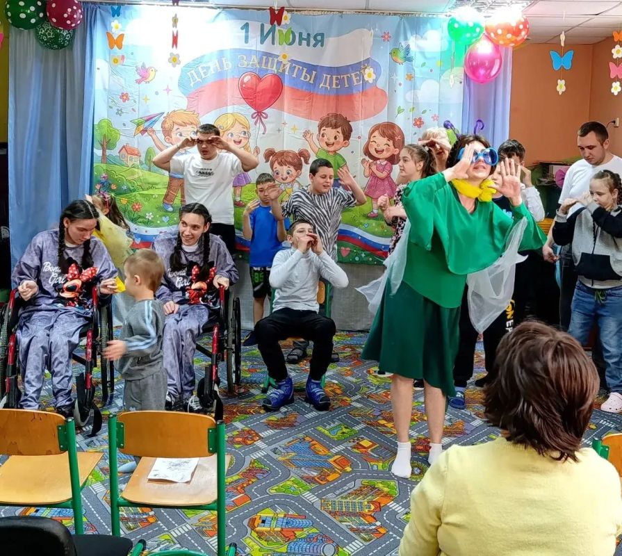 Наталья Бегуненко: Накануне Дня защиты детей в рамках партийного проекта Единой России «Единая страна – доступная среда» прошло развлекательное мероприятие в ГБУ «Центр социальной реабилитации для инвалидов и детей-инвалидов... Наталья Бегуненко: Накануне Дня защиты детей в рамках партийного проекта Единой России «Единая страна – доступная среда» прошло развлекательное мероприятие в ГБУ «Центр социальной реабилитации для инвалидов и детей-инвалидов...