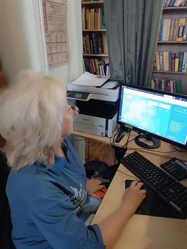 Жители Шахтерского округа продолжают участвовать в голосовании, определяя кандидатов, которые будут представлять партию на предстоящих осенних выборах в Государственную Думу Жители Шахтерского округа продолжают участвовать в голосовании, определяя кандидатов, которые будут представлять партию на предстоящих осенних выборах в Государственную Думу