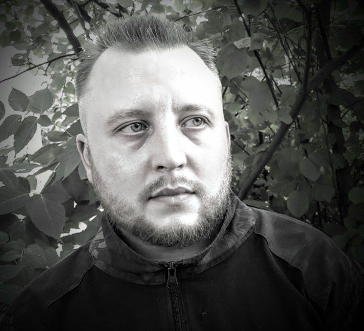 АУЛЬСКИЙ.... С горестью и печалью сообщаем, что на Краматорском направлении СВО погиб наш боевой товарищ, последний командир арт-дивизиона бригады Эспаньола — Горшков Евгений Николаевич, позывной «Аульский» (15.09.1991 — ).... АУЛЬСКИЙ.... С горестью и печалью сообщаем, что на Краматорском направлении СВО погиб наш боевой товарищ, последний командир арт-дивизиона бригады Эспаньола — Горшков Евгений Николаевич, позывной «Аульский» (15.09.1991 — )....