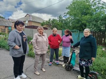 Руководство Администрации муниципального образования г.о. Харцызск провело встречу с жителями в селе Золотаревка по ул. Садовая