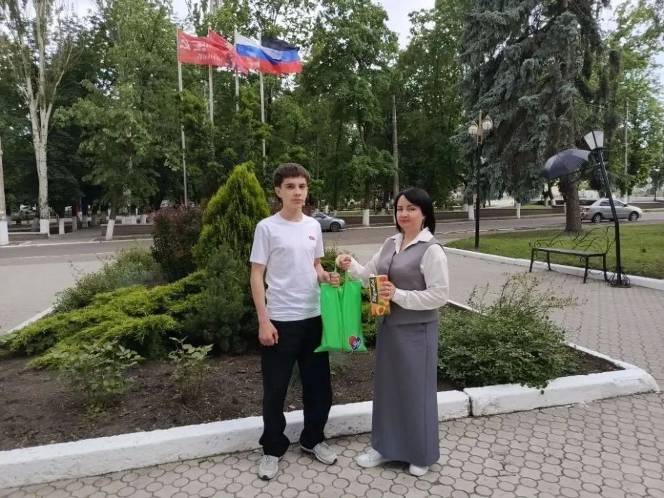 Дети — это наше будущее, и забота о них — наш главный приоритет! Дети — это наше будущее, и забота о них — наш главный приоритет!