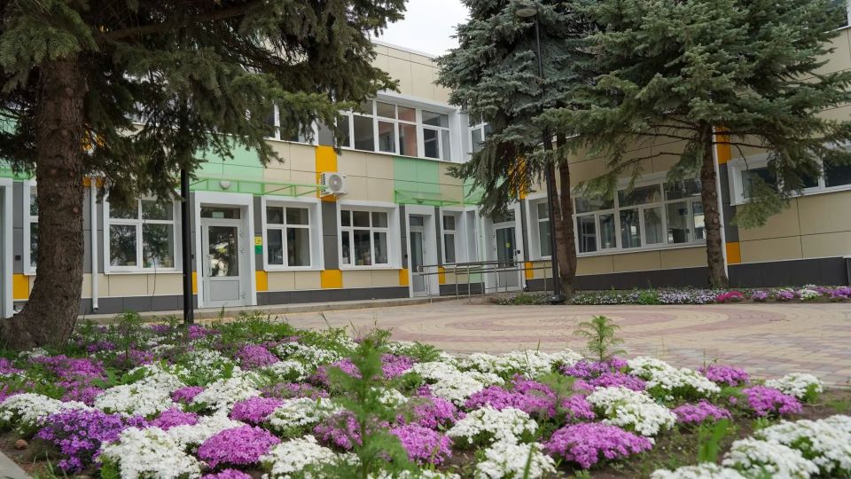 С 2022 года в Донбассе и Новороссии завершили восстановление свыше 1 700 школ и детских садов