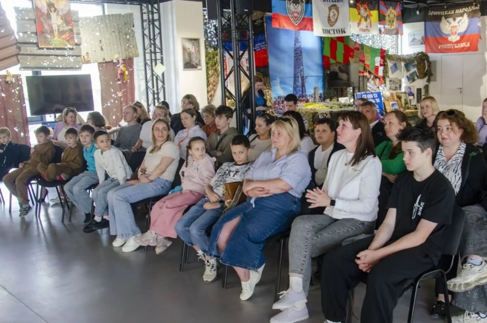 «Родителям о важном»: семейная суббота в мультимедийном парке «Родителям о важном»: семейная суббота в мультимедийном парке
