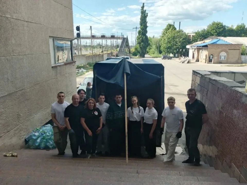 Денис Зубов: Помощь Иловайску. В рамках проекта «Мы Вместе» Всероссийской политической партии Единая Россия, при поддержки администрации городского округа Иловайск оказана адресная помощь от волонтерской группы «От сердца к...