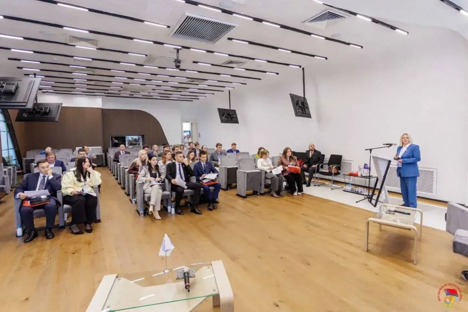 Представитель администрации Шахтерского округа поучаствовали в Межрегиональном форуме Представитель администрации Шахтерского округа поучаствовали в Межрегиональном форуме