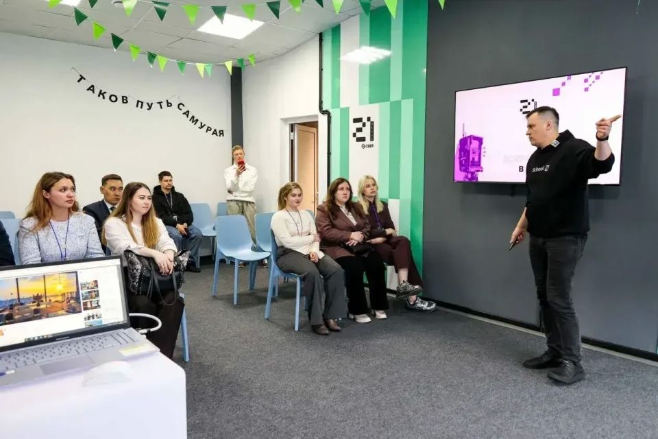 Представитель администрации Шахтерского округа поучаствовали в Межрегиональном форуме Представитель администрации Шахтерского округа поучаствовали в Межрегиональном форуме