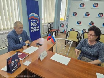 Дмитрий Огилец: Сегодня провёл приём граждан в общественной приёмной "Единой России" на своём округе, городе Харцызске