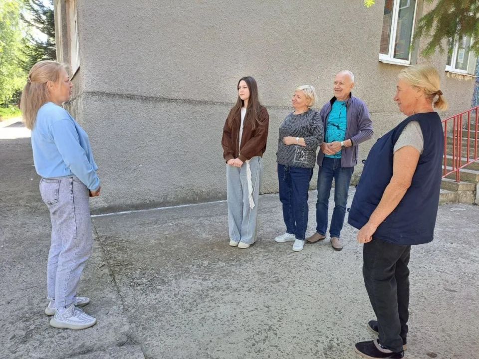 Сегодня, 2 июня 2026 года провел встречу с жителями пгт Сегодня, 2 июня 2026 года провел встречу с жителями пгт