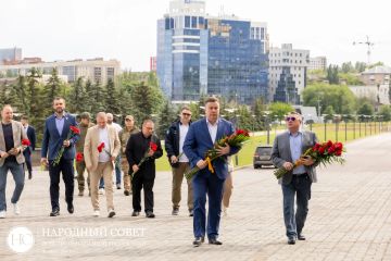 Константин Кузьмин: Ознакомили гостей из Ямала с историей боевой славы Донбасса