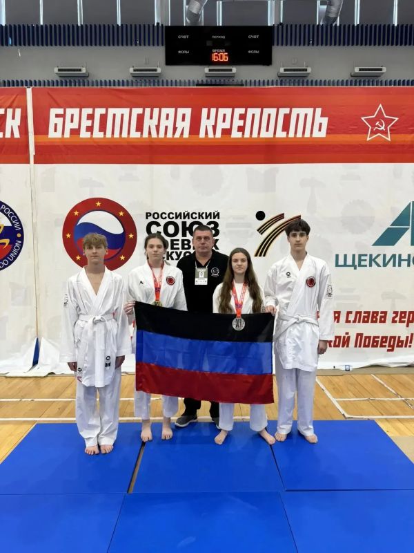 Шахтерские каратисты вернулись из Тулы с наградами Шахтерские каратисты вернулись из Тулы с наградами