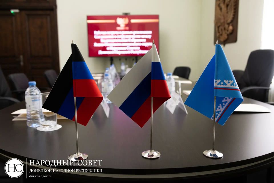 Константин Кузьмин: Донецкую Народную Республику посетила делегация Ямала! Константин Кузьмин: Донецкую Народную Республику посетила делегация Ямала!