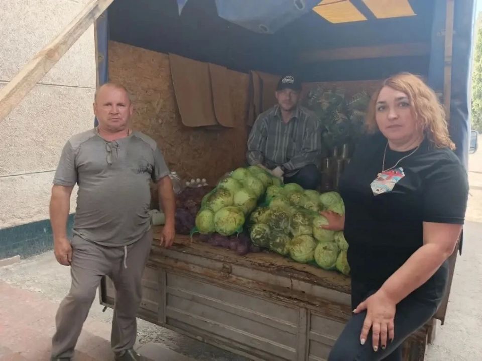 Денис Зубов: Помощь Иловайску. В рамках проекта «Мы Вместе» Всероссийской политической партии Единая Россия, при поддержки администрации городского округа Иловайск оказана адресная помощь от волонтерской группы «От сердца к... Денис Зубов: Помощь Иловайску. В рамках проекта «Мы Вместе» Всероссийской политической партии Единая Россия, при поддержки администрации городского округа Иловайск оказана адресная помощь от волонтерской группы «От сердца к...