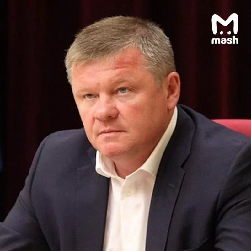 Вице-губернатора Саратовской области Михаила Исаева могут лишить водительских прав и оштрафовать на 45к за отказ от прохождения медицинского освидетельствования после устроенной аварии