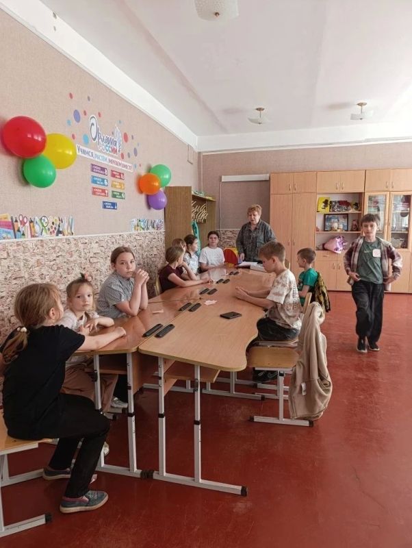 Лето — это солнце, смех, беззаботный бег по двору и, конечно, особое настроение Лето — это солнце, смех, беззаботный бег по двору и, конечно, особое настроение