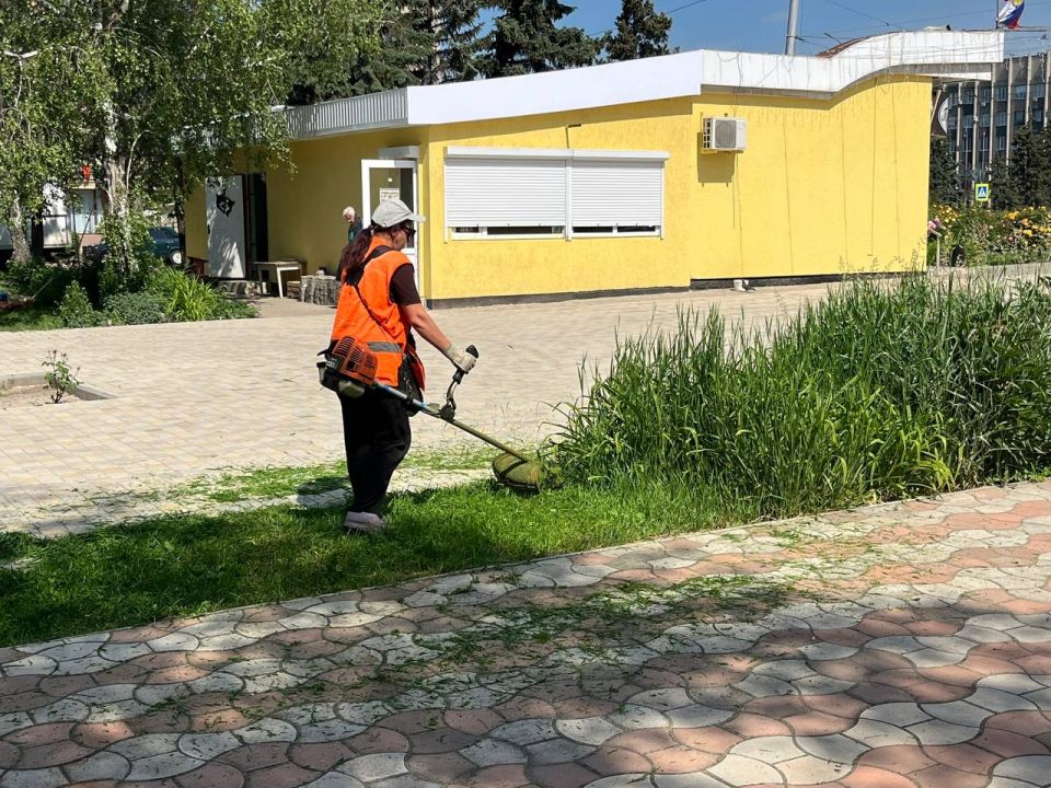Роман Конев: МУНИЦИПАЛЬНОЕ УНИТАРНОЕ ПРЕДПРИЯТИЕ «ПРОСТОР» АДМИНИСТРАЦИИ ГОРОДСКОГО ОКРУГА ГОРЛОВКА ДОНЕЦКОЙ НАРОДНОЙ РЕСПУБЛИКИ Роман Конев: МУНИЦИПАЛЬНОЕ УНИТАРНОЕ ПРЕДПРИЯТИЕ «ПРОСТОР» АДМИНИСТРАЦИИ ГОРОДСКОГО ОКРУГА ГОРЛОВКА ДОНЕЦКОЙ НАРОДНОЙ РЕСПУБЛИКИ