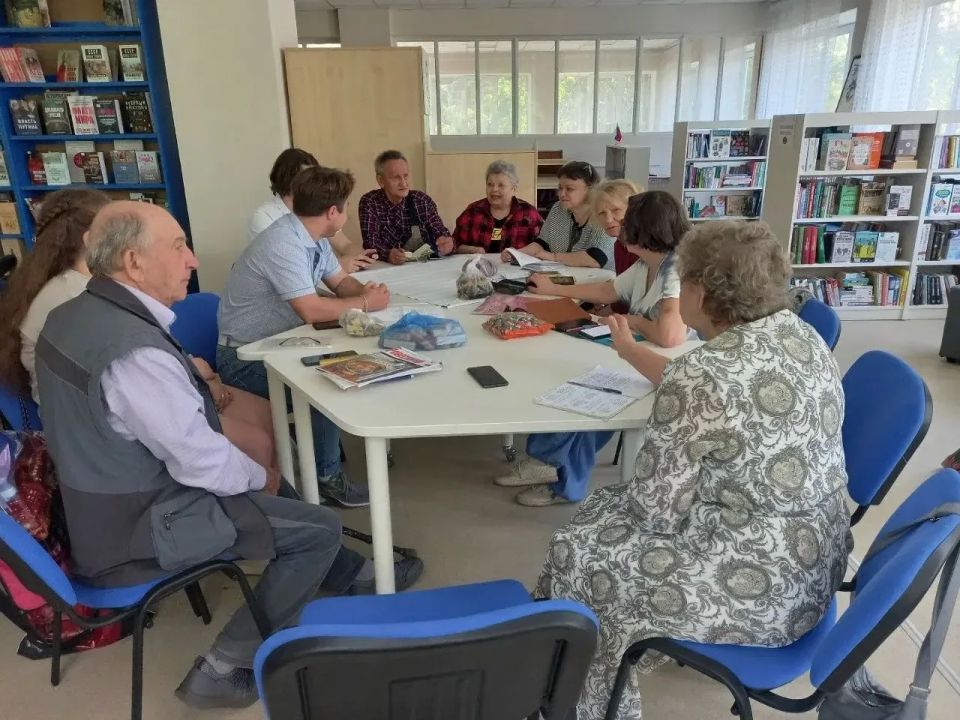 6 июня в Центральной городской модельной библиотеке состоялось очередное заседание литературно-поэтического клуба «Бригантина», которое было посвящено дню рождения А.С. Пушкина 6 июня в Центральной городской модельной библиотеке состоялось очередное заседание литературно-поэтического клуба «Бригантина», которое было посвящено дню рождения А.С. Пушкина