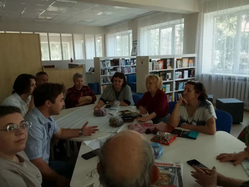 6 июня в Центральной городской модельной библиотеке состоялось очередное заседание литературно-поэтического клуба «Бригантина», которое было посвящено дню рождения А.С. Пушкина 6 июня в Центральной городской модельной библиотеке состоялось очередное заседание литературно-поэтического клуба «Бригантина», которое было посвящено дню рождения А.С. Пушкина