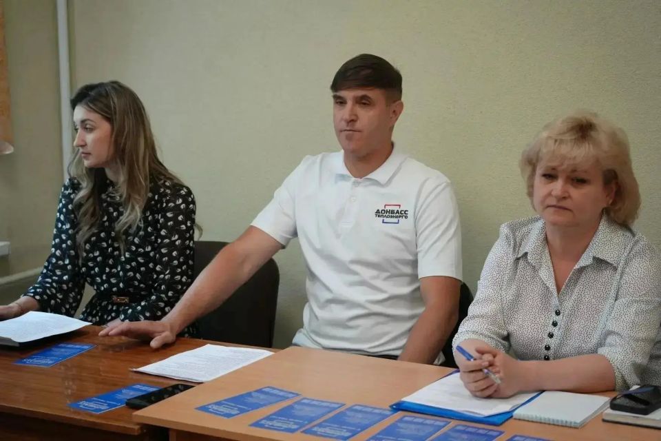 «ОТ ТЕОРИИ К ПРАКТИКЕ»: ВСТРЕЧА ФИЛИАЛА «ШАХТЕРСКТЕПЛОСЕТЬ» СО СТУДЕНТАМИ ГБПОУ «ШАХТЕРСКОГО КОЛЛЕДЖА КИНО И ТЕЛЕВИДЕНИЯ ИМЕНИ А. А. ХАНЖОНКОВА» «ОТ ТЕОРИИ К ПРАКТИКЕ»: ВСТРЕЧА ФИЛИАЛА «ШАХТЕРСКТЕПЛОСЕТЬ» СО СТУДЕНТАМИ ГБПОУ «ШАХТЕРСКОГО КОЛЛЕДЖА КИНО И ТЕЛЕВИДЕНИЯ ИМЕНИ А. А. ХАНЖОНКОВА»