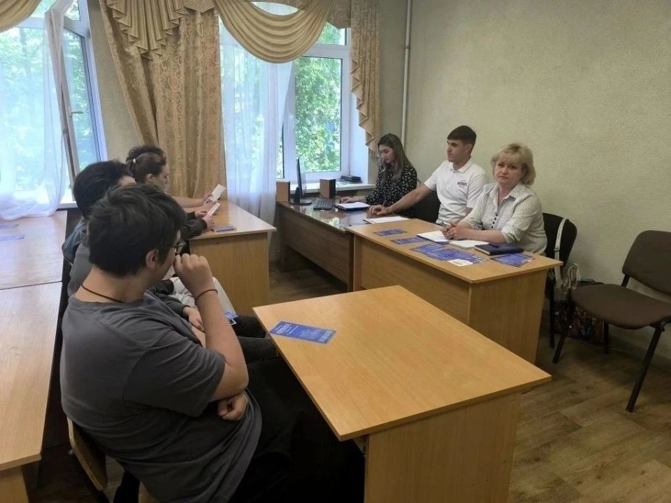 «ОТ ТЕОРИИ К ПРАКТИКЕ»: ВСТРЕЧА ФИЛИАЛА «ШАХТЕРСКТЕПЛОСЕТЬ» СО СТУДЕНТАМИ ГБПОУ «ШАХТЕРСКОГО КОЛЛЕДЖА КИНО И ТЕЛЕВИДЕНИЯ ИМЕНИ А. А. ХАНЖОНКОВА» «ОТ ТЕОРИИ К ПРАКТИКЕ»: ВСТРЕЧА ФИЛИАЛА «ШАХТЕРСКТЕПЛОСЕТЬ» СО СТУДЕНТАМИ ГБПОУ «ШАХТЕРСКОГО КОЛЛЕДЖА КИНО И ТЕЛЕВИДЕНИЯ ИМЕНИ А. А. ХАНЖОНКОВА»