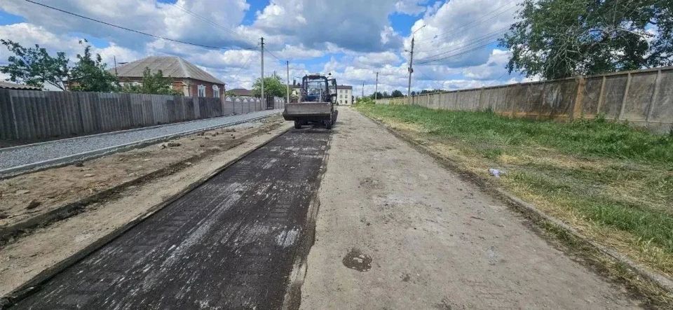 В пгт Мангуш отремонтируют еще одну дорогу при поддержке Нижегородской области В пгт Мангуш отремонтируют еще одну дорогу при поддержке Нижегородской области