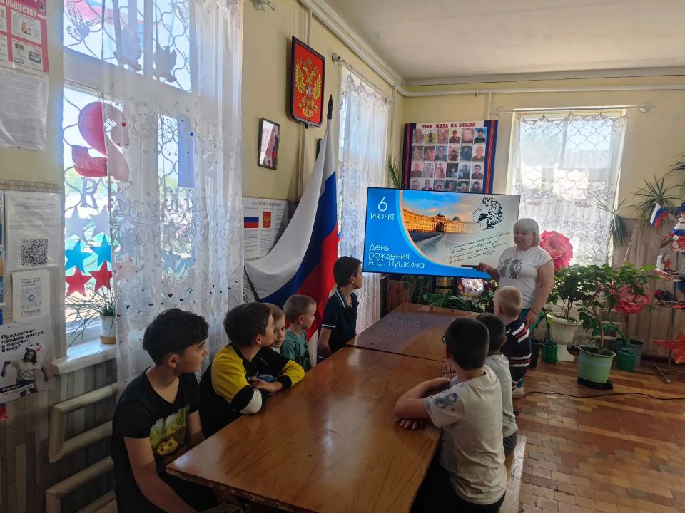 В Снежном провели экологические квесты и литературные часы В Снежном провели экологические квесты и литературные часы