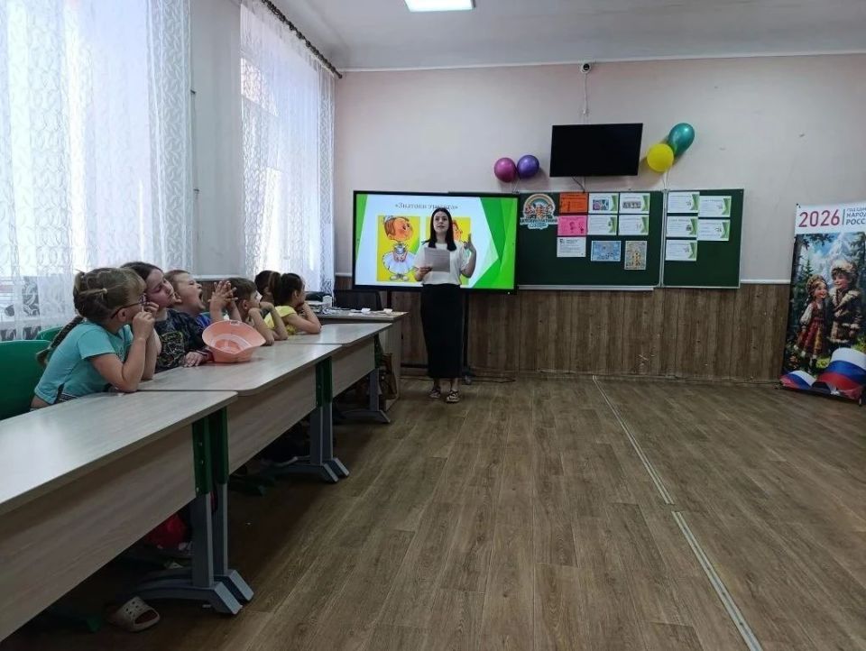 В Марьяновской школе Старобешевского м. о. в лагере «Ромашка» прошли уроки хороших манер В Марьяновской школе Старобешевского м. о. в лагере «Ромашка» прошли уроки хороших манер
