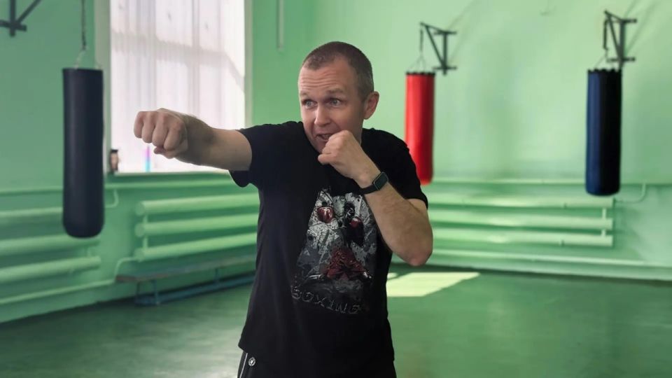 Месячник спорта «Спортивный Донбасс»: в Ясиноватой прошёл мастеркласс по боксу в рамках проекта «Детский спорт» Месячник спорта «Спортивный Донбасс»: в Ясиноватой прошёл мастеркласс по боксу в рамках проекта «Детский спорт»