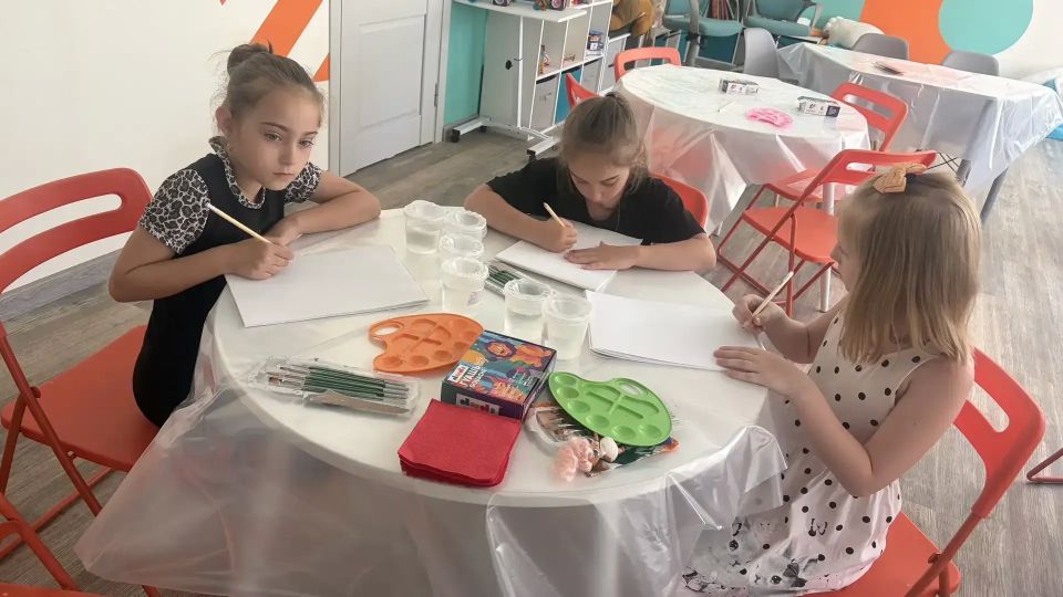 В мариупольских библиотеках прошли мероприятия, приуроченные к Пушкинскому дню В мариупольских библиотеках прошли мероприятия, приуроченные к Пушкинскому дню