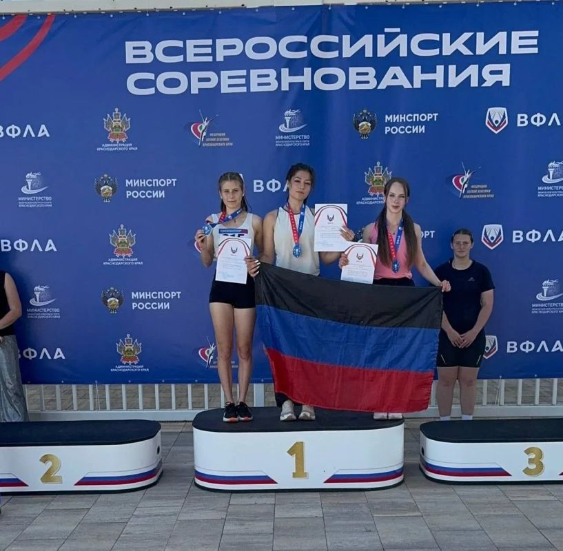 Спортсменки нашей Республики достойно представили регион на Всероссийских соревнованиях по лёгкой атлетике среди спортивных школ и училища олимпийского резерва в Краснодаре