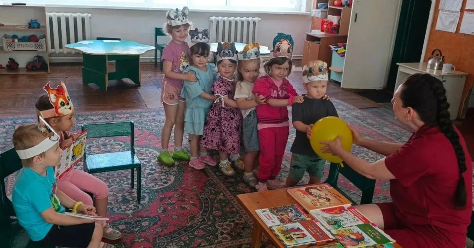 «Сказка — самый лучший друг, с ней дружат все вокруг» праздник к Международному дню сказок «Сказка — самый лучший друг, с ней дружат все вокруг» праздник к Международному дню сказок