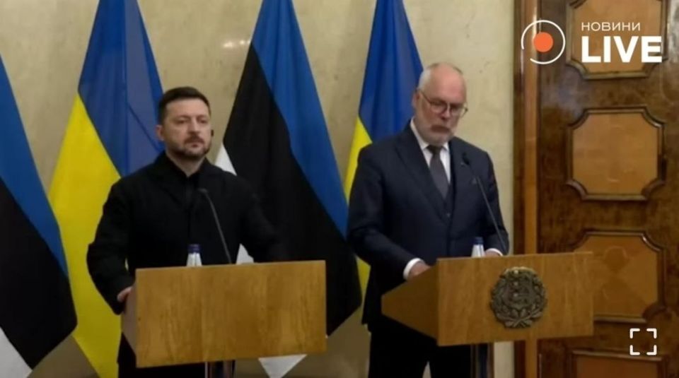 Президент Эстонии, стоя рядом с Зеленским, придумал, что «позиция России ослабла», а её ракетные удары «являются актом отчаяния»